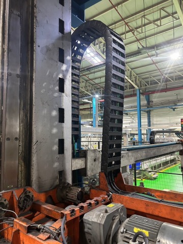 งานเปลี่ยนสายไฟ กระดูกงู เครื่องจักร